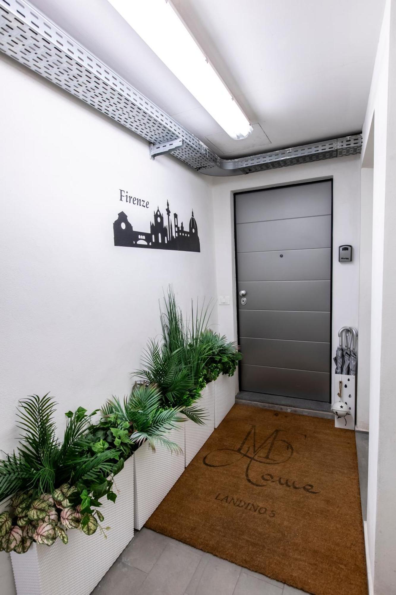Mf Home Design Флоренция Екстериор снимка